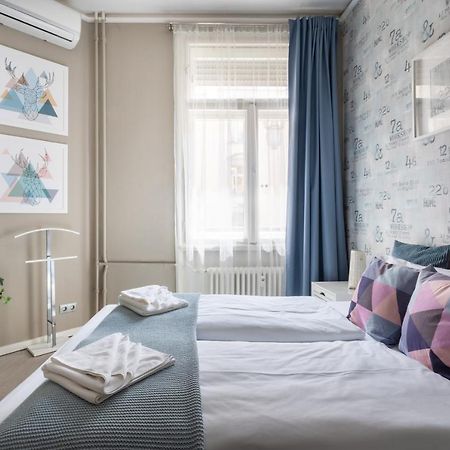 Bpr Chic Gem In The Heart Of The City Budapest Exterior photo